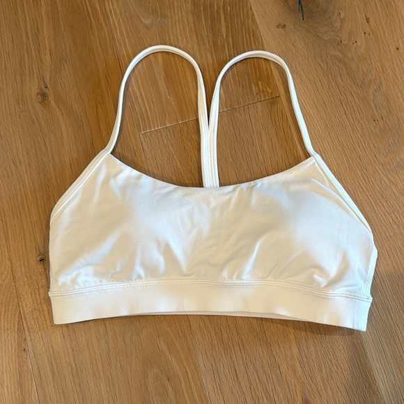 Flow Y bra - Picture 3 of 5